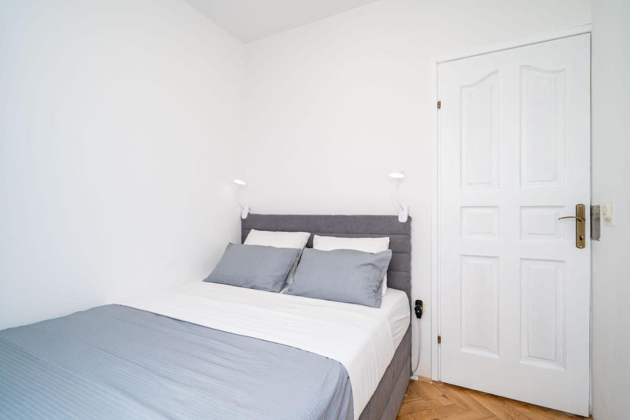 Apartman Knego With Parking Dubrovnik Exterior photo
